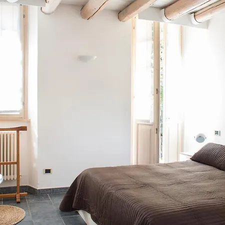 Apartment Rustic At The Pier Of - The House Of Travelers