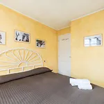 Rustic At The Pier Of - The House Of Travelers Apartamento