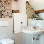 Rustic At The Pier Of - The House Of Travelers Apartamento Brienno