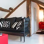Rustic At The Pier Of - The House Of Travelers Brienno