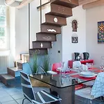 Rustic At The Pier Of - The House Of Travelers * Brienno