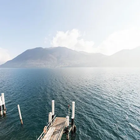 Appartamento Rustic At The Pier Of - The House Of Travelers Brienno