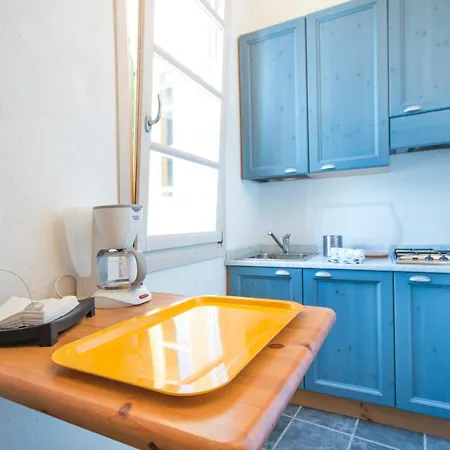 Rustic At The Pier Of - The House Of Travelers Brienno