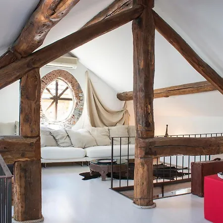 Rustic At The Pier Of - The House Of Travelers Apartment Brienno