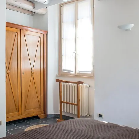 Rustic At The Pier Of - The House Of Travelers Brienno