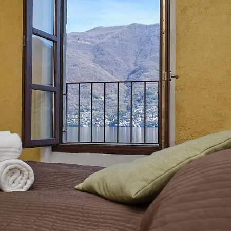 Rustic At The Pier Of - The House Of Travelers Daire