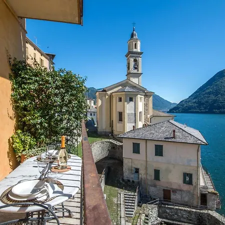 Rustic At The Pier Of - The House Of Travelers Appartement *