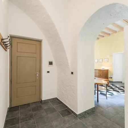 Appartement Rustic At The Pier Of - The House Of Travelers *