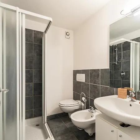 Rustic At The Pier Of - The House Of Travelers Appartement *